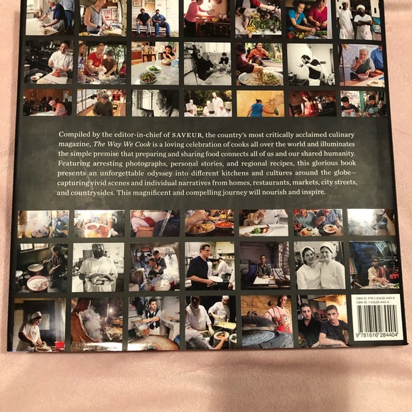 Lot of 2 Cookbooks - Picture 5 of 9